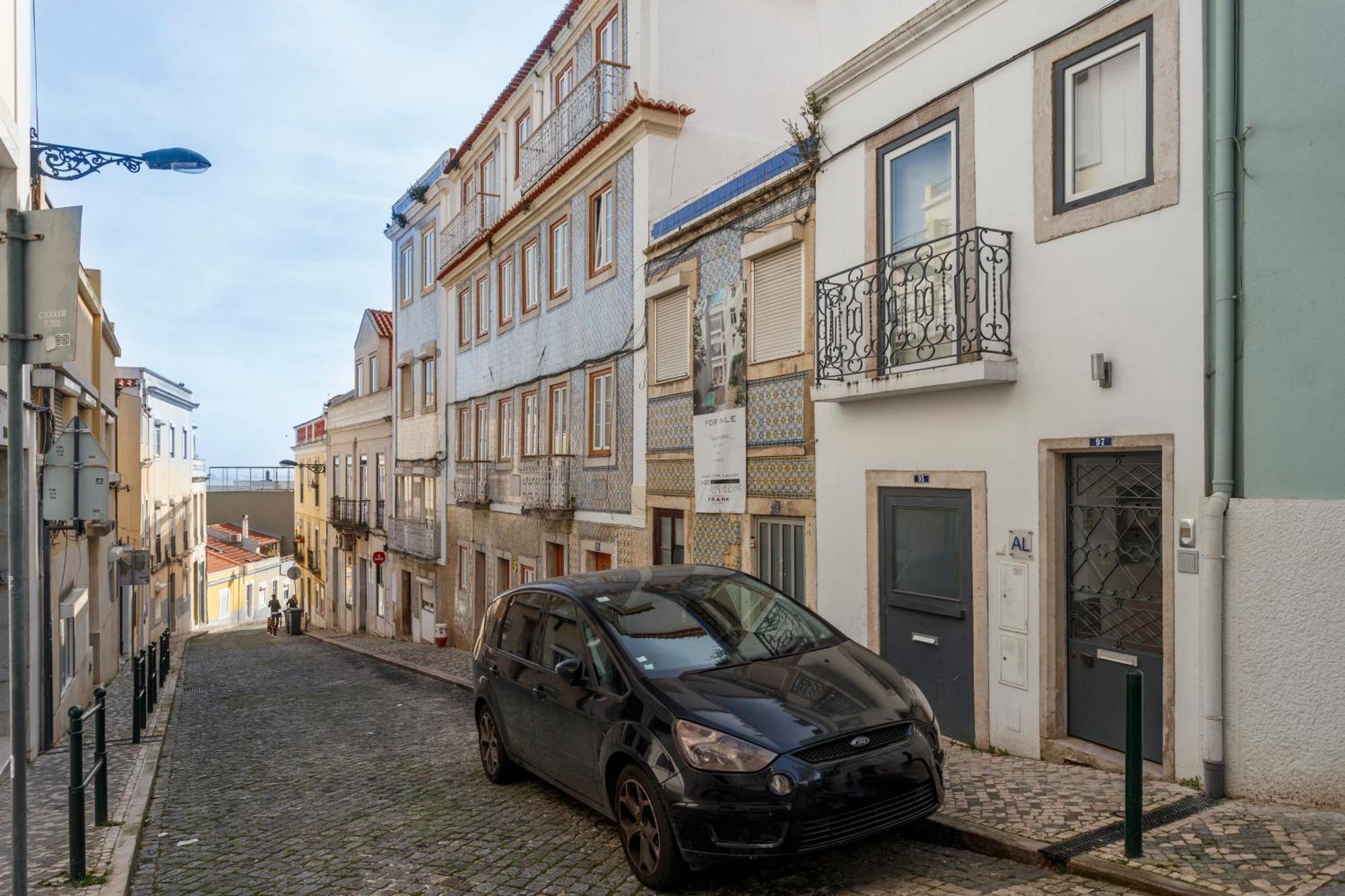 Barbadinhos Apartments In Lisbon Historic Neighborhood Bagian luar foto